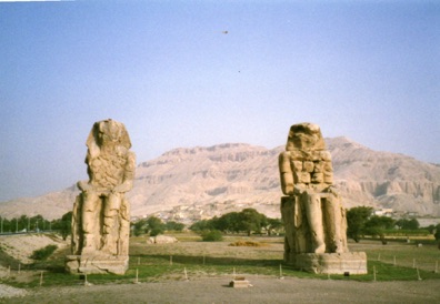 COLOSSES DE MEMNON